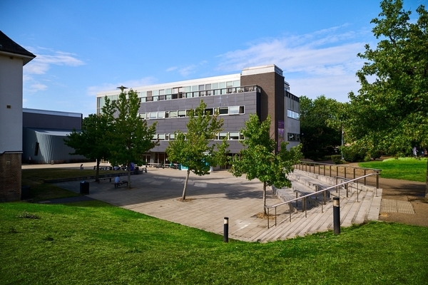 UNIVERSITY OF GREENWICH AVERY HILL CAMPUS - KEEP CALM AND GO TO LONDON